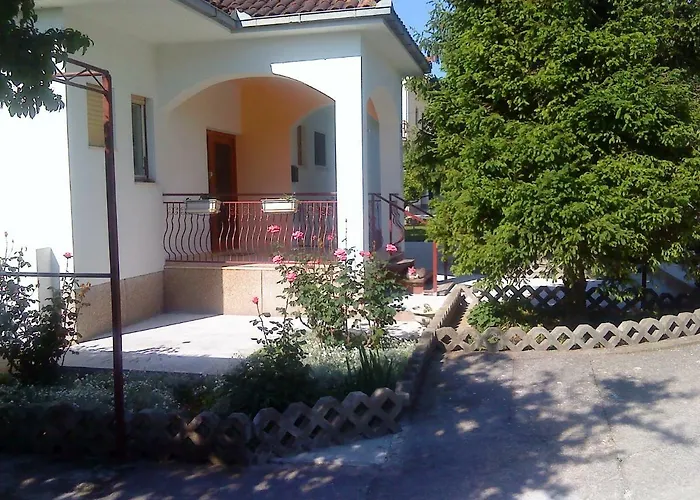 Nada Apartment Trogir